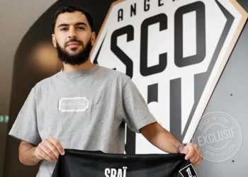 تم الكشف عن تفاصيل عقد أمين سباعي مع أنجيه