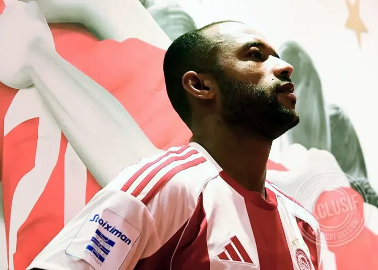 أولمبياكوس يرفض عرض نانت لضم أيوب الكعبي