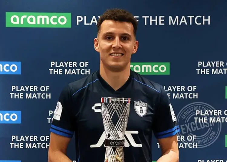 باتشوكا يطلب 6 ملايين دولار مقابل انتقال أسامة إدريسي