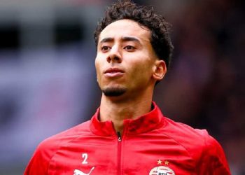 نادي آيندهوفن مستعد للاستثمار طويل الأمد في أنس صلاح الدين