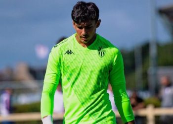 تعثرت صفقة انتقال يانيس بنشووش إلى بورنموث خلال فترة الانتقالات الشتوية.